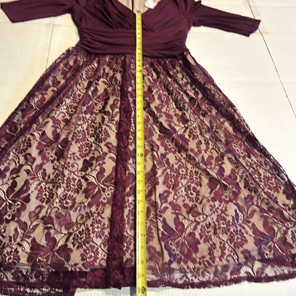NWT Sangria burgundy vneck dress lace bottom taupe background zipper back 3/4 - Picture 2 of 10